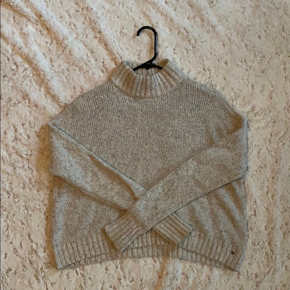 American eagle sweater
